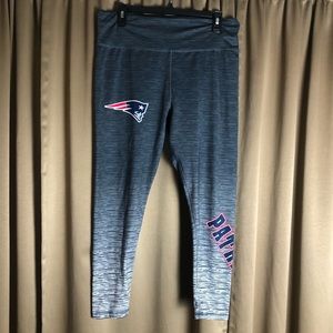 NFL Patriots Fan Logo Cropped Legging Pants